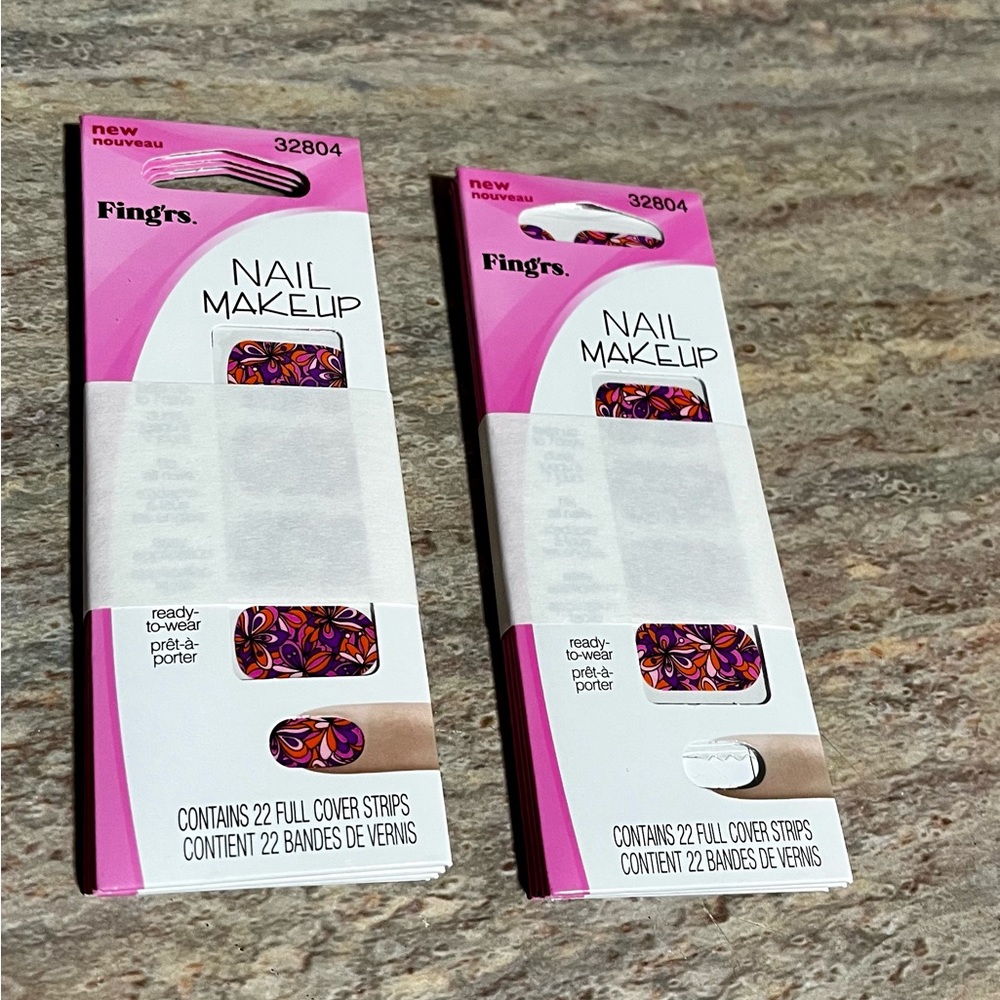 New 2-pack of Fingrs nail makeup Paisley reds on decals